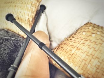 Jambe dans le platre