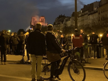 L'incendie de Notre Dame par Aurelia Gantier